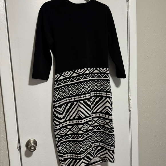 FTF DRESS - Picture 4 of 5